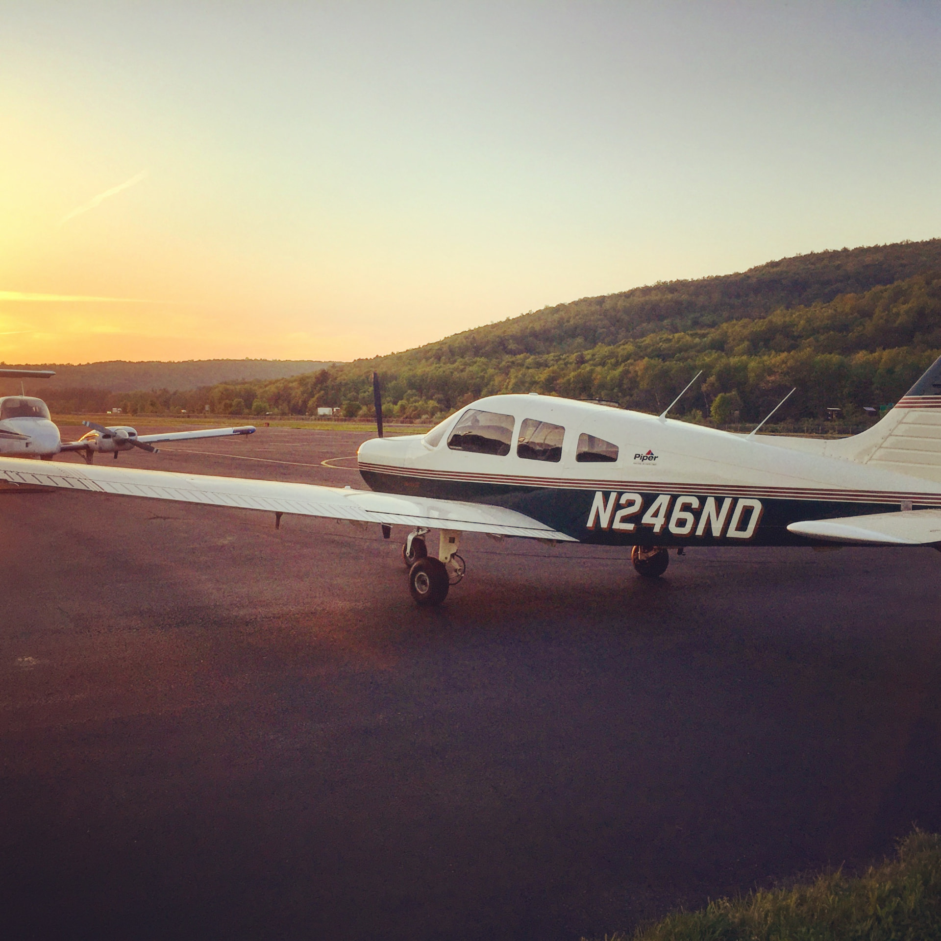 Piper Warrior III N246ND in flight